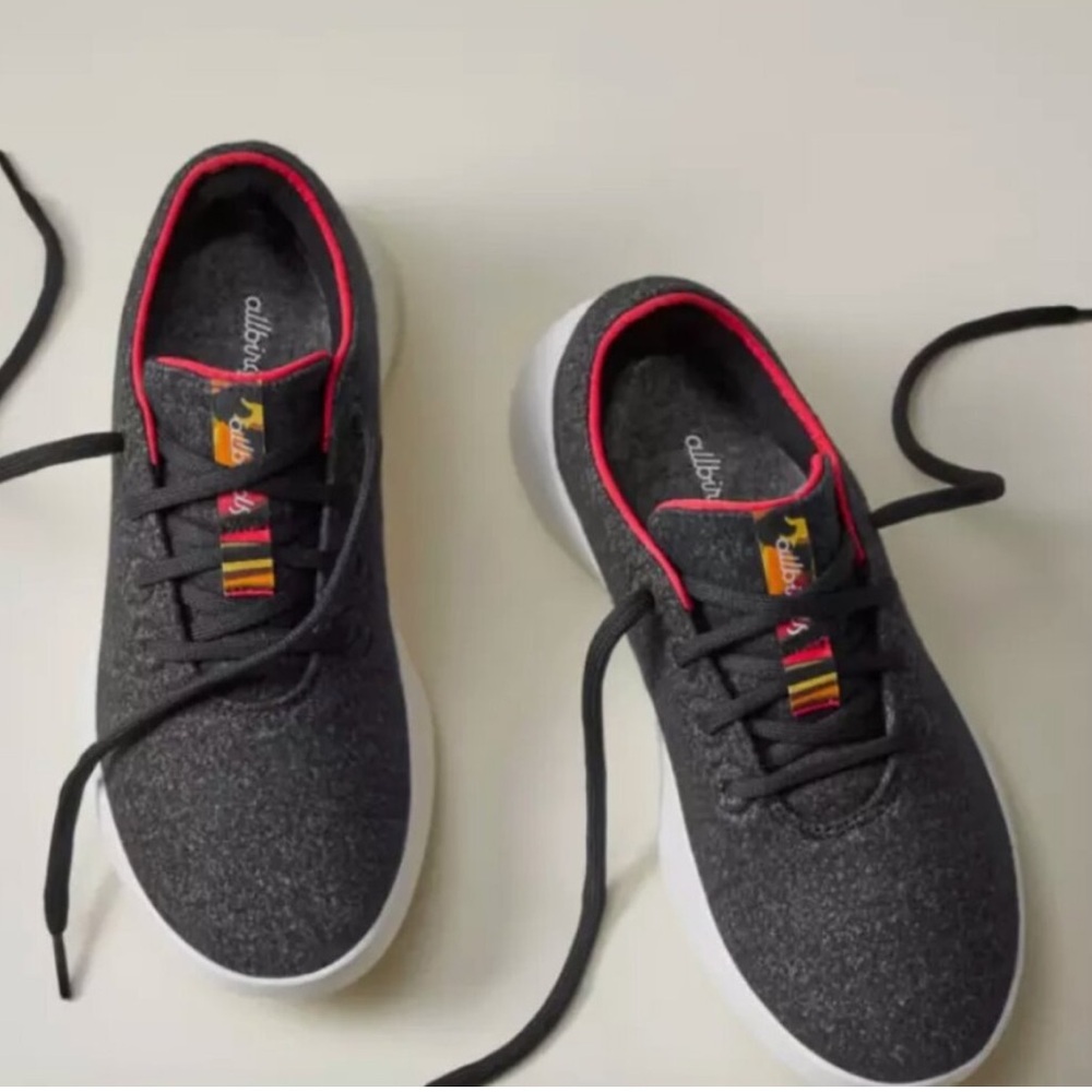 Allbirds Limited Edition Men’s Wool Runners Charcoal Sneakers Size 9.5